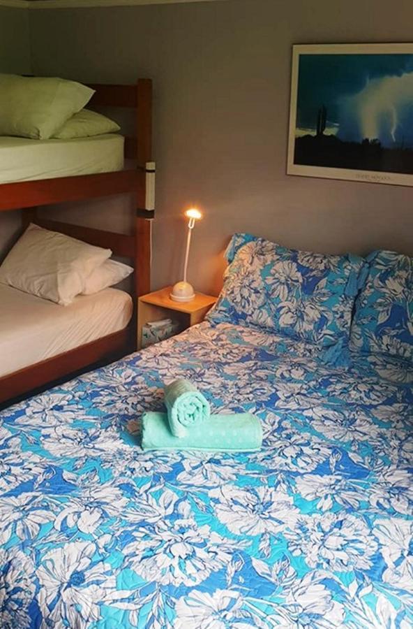 Manor House Backpackers Hostel Dunedin Bagian luar foto